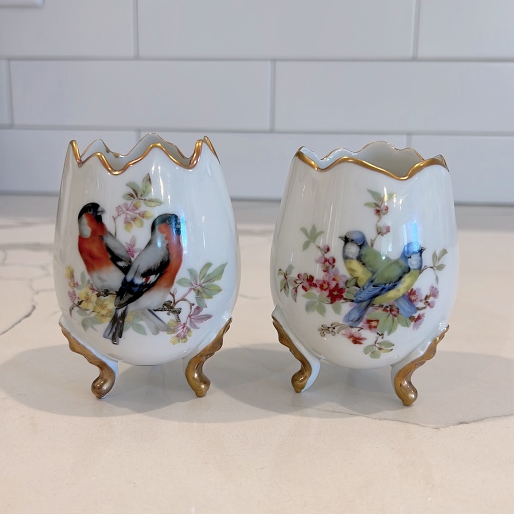 Two VINTAGE Limoges egg cups with feet